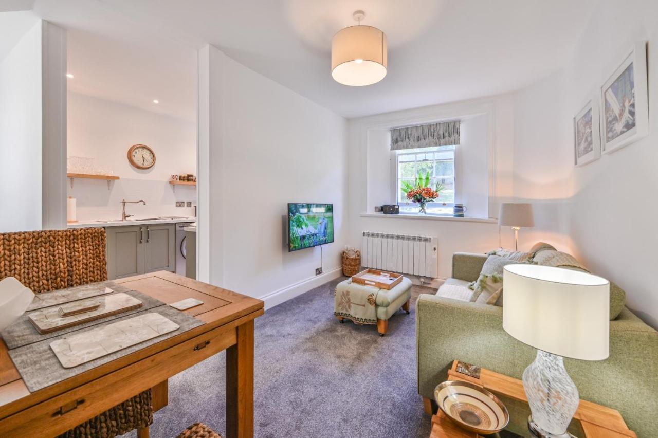 Tramontane Apartment At Hesketh Crescent Torquay Zewnętrze zdjęcie